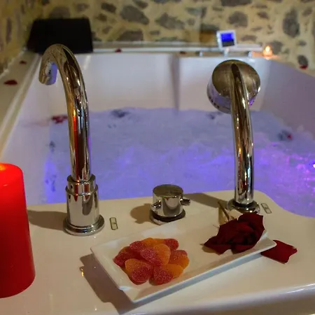 乡村民宿 Casa Fiadeiras De Con Jacuzzi Nemiña